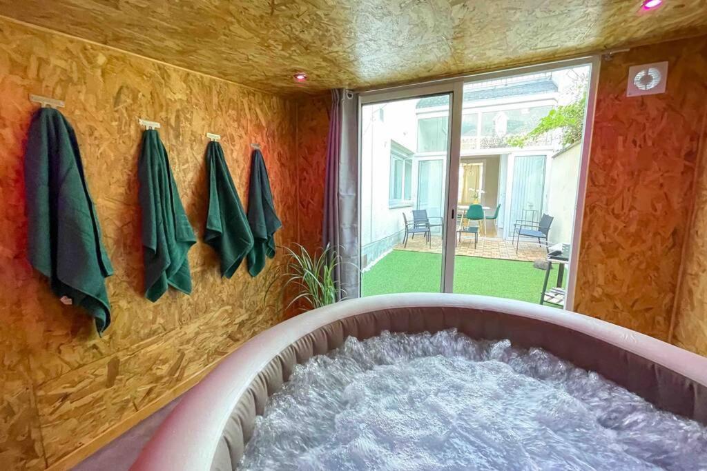 - 4 Pers - Netflix - Gare - Parking * Amiens